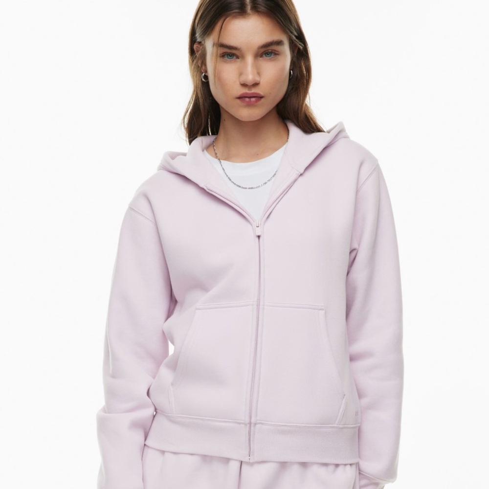aritzia sugarplum lilac sweatsuit